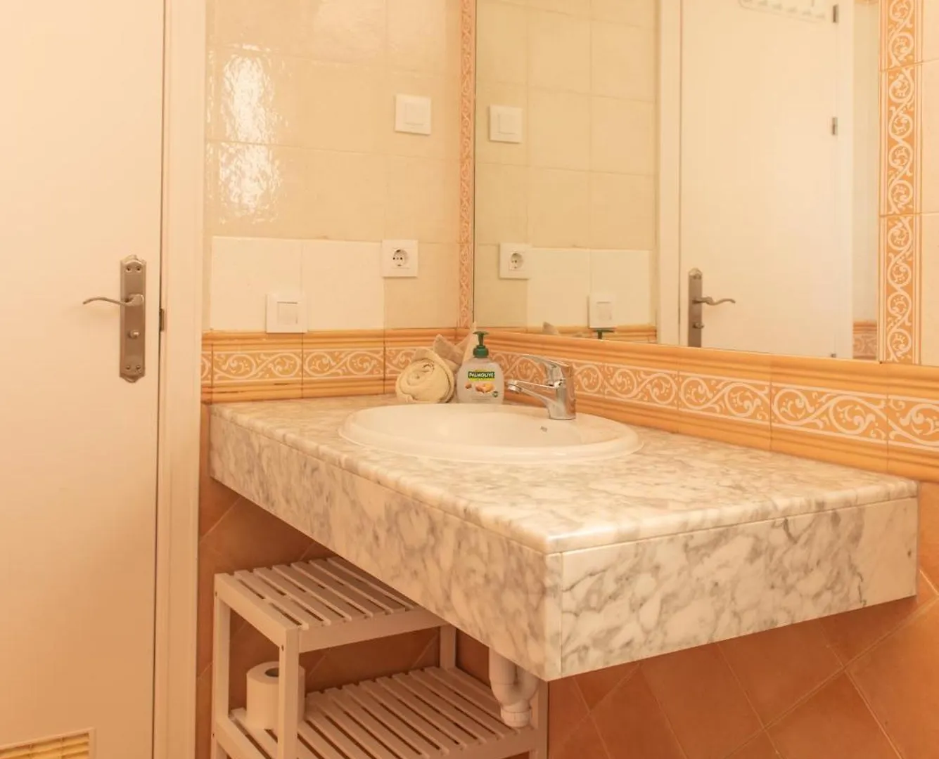 Апартаменты Casita Lola Коста Калма